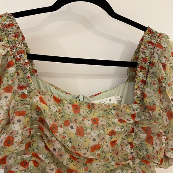 ASTR the label Women's Ruched Mini Party Dress, Light Green Size Small - Picture 11 of 11